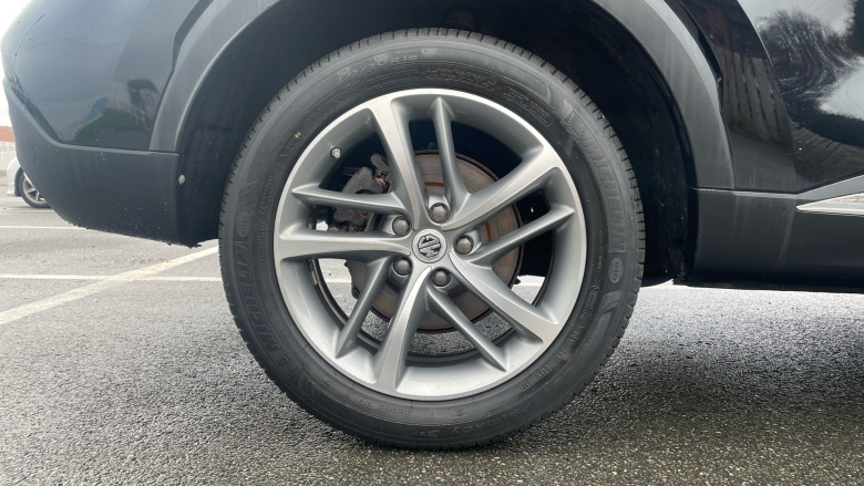 MG Hs 1.5 T-GDI Exclusive 5dr Petrol Hatchback